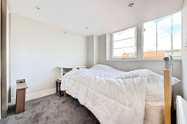 Flat 120, The Landmark,, Flowers Way, Bedfordshire photo 4