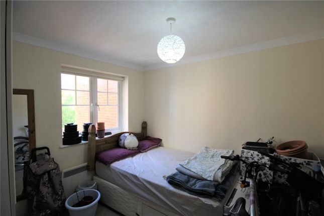 Flat to rent in Maltings Place, Reading, Berkshire