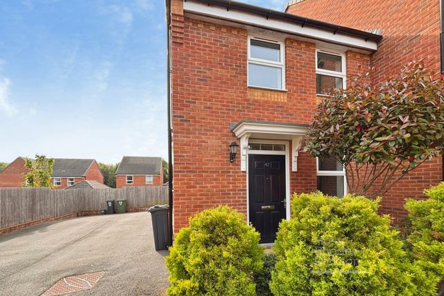 3-bed terraced on Swan Street, Isle of Wight, £215,000