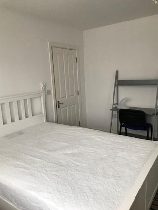 Room 1  109, Wentworth Crescent, Hayes photo 4