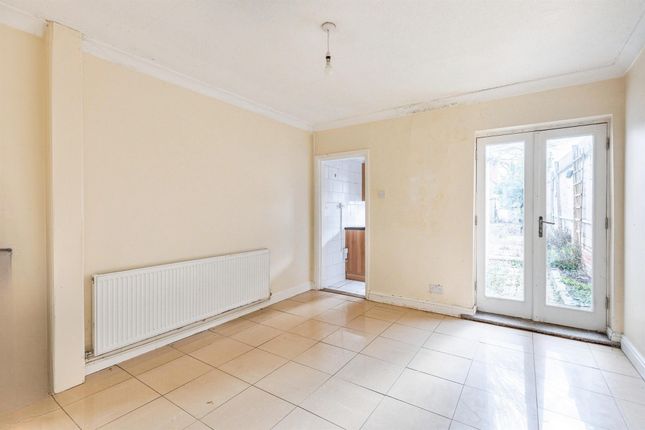 22, Washbrook Road, RUSHDEN photo 5