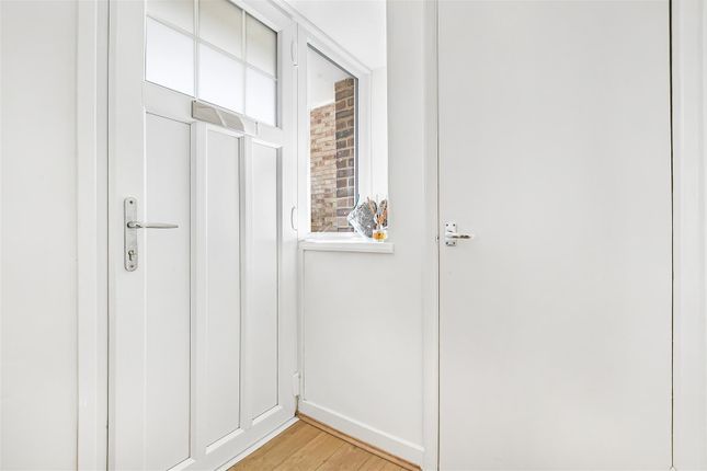 12, Willow Bank, Richmond photo 3