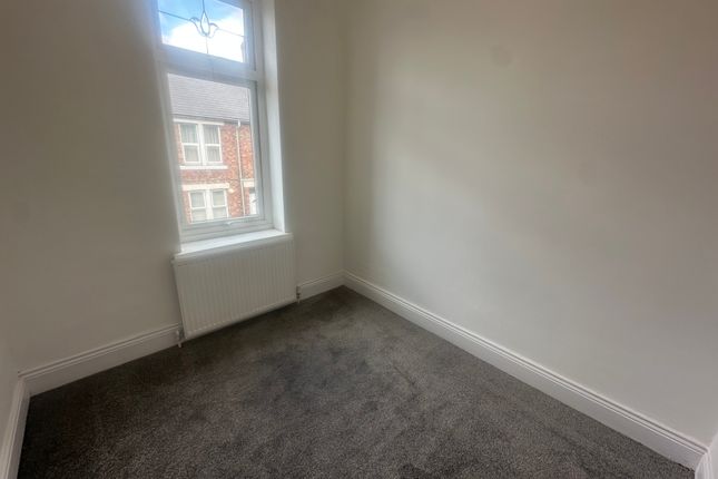 30, Caris Street, Gateshead photo 2