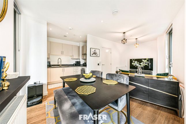 Macclesfield Road, Flat 4, 6 Macclesfield Road, LONDON photo 2