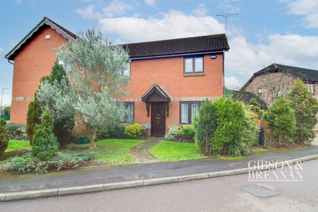 Thumbnail Semi-detached house for sale in Ramsey Chase, Wickford
