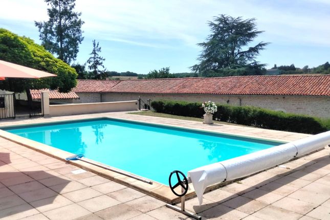 Country house for sale in Nanteuil-En-Vallée, Charente, France - 16700