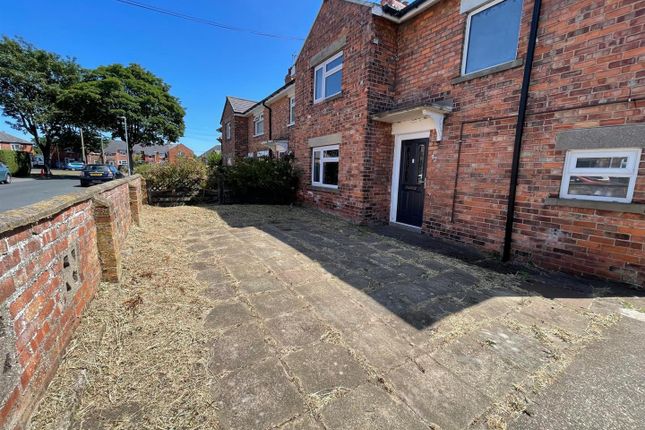 32, Southgate Gardens, Hornsea photo 4
