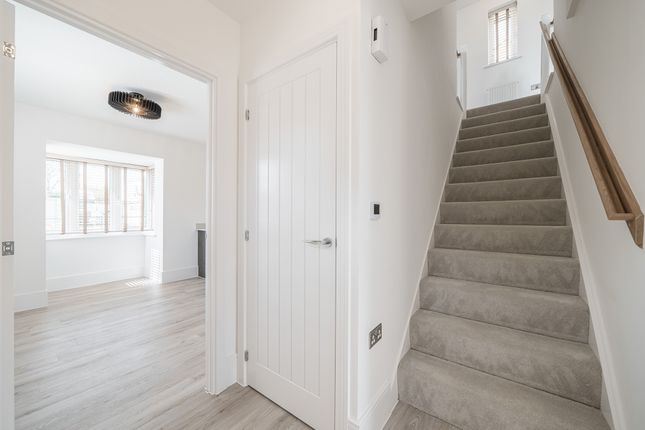 2, St Christophers Drive, Oundle photo 3