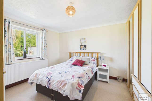 1 Arunford Close, Arundel photo 4