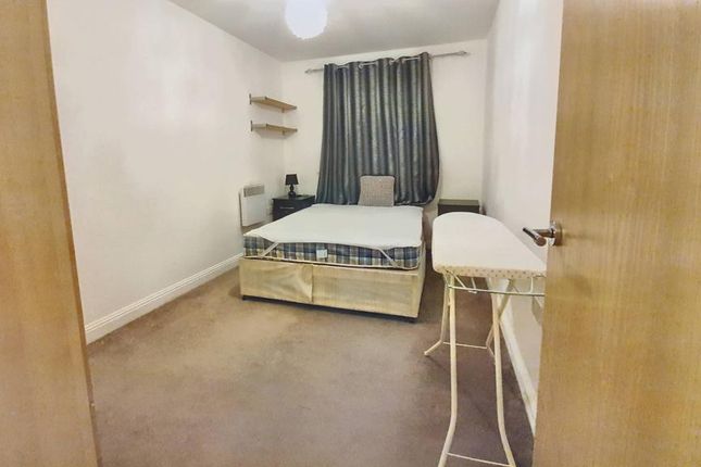 Flat for sale in The Gateway, Watford