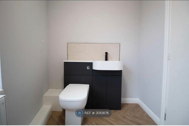 A Eland St, Flat, Nottingham photo 5