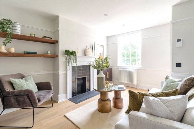 27 Merchant Taylors Almshouses,, Brandram Road, London photo 3