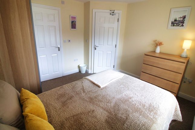 Shared accommodation to rent in Shaftsbury Avenue, Doncaster
