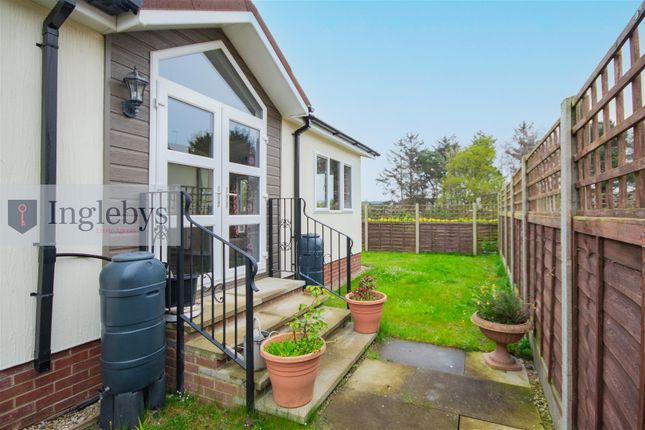 77, Hazelgrove Residential Park, Saltburn-by-the-sea photo 5