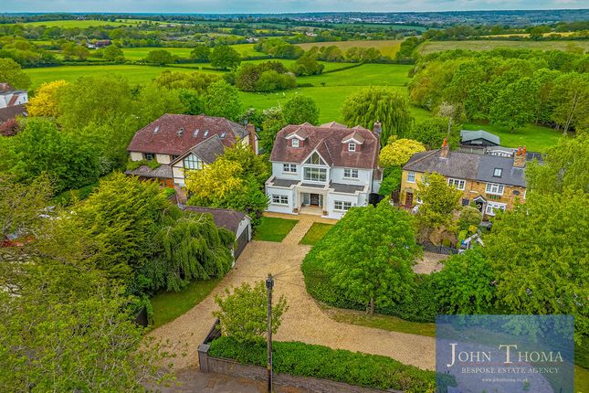 Forest House, Manor Road, Lambourne End photo 3
