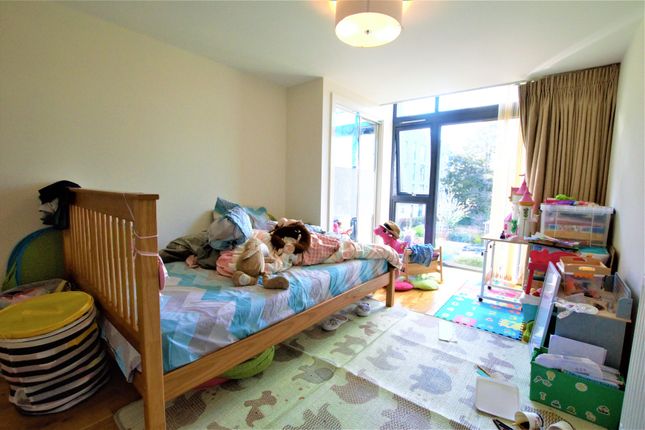 Newsom Place, St Albans photo 5