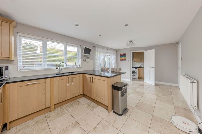 5 Bluebell Drive, Newcastle photo 4