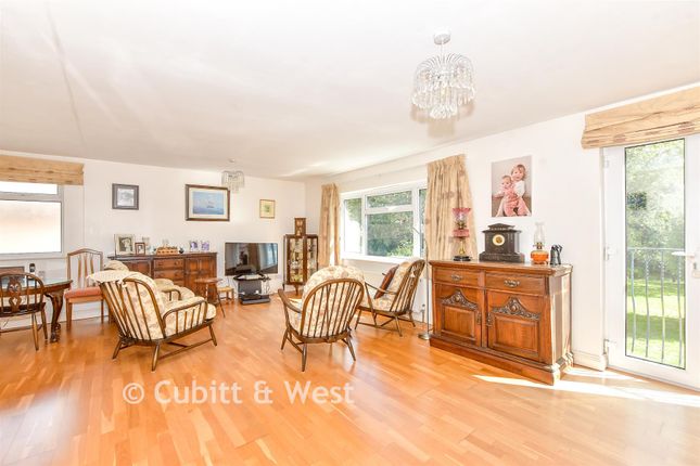 25, Fitzalan Road, Arundel photo 3
