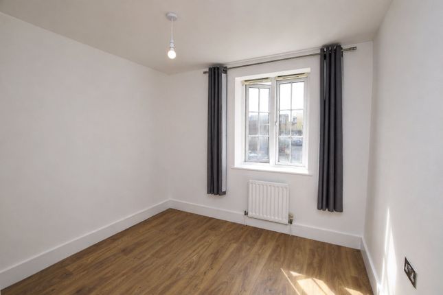 1, Malt House Place, ROMFORD photo 4