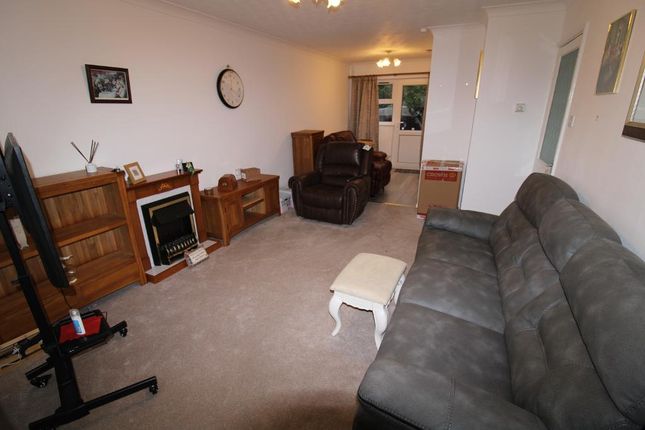 92, Germander Place, Milton Keynes photo 2