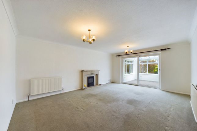Bungalow to rent in Pelican Road, Pamber Heath, Tadley, Hampshire