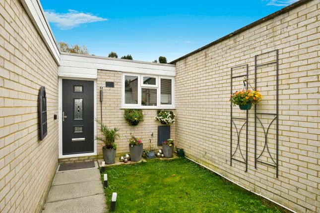 3-bed bungalow on 4, Longfield Place, Kent, £375,000