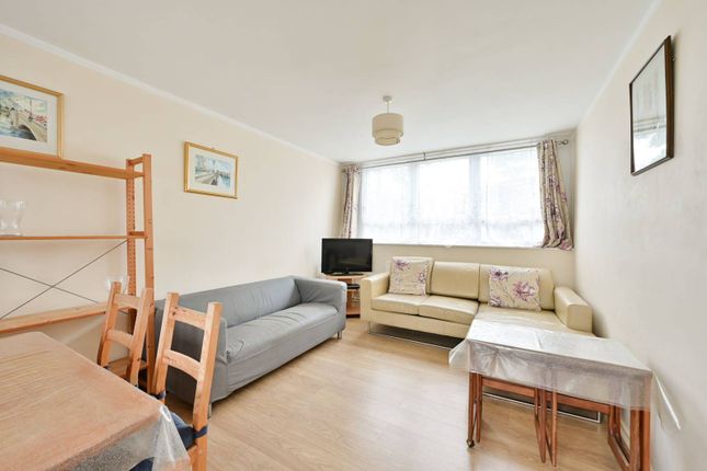 Thumbnail Flat to rent in Stoford Close, Southfields, London
