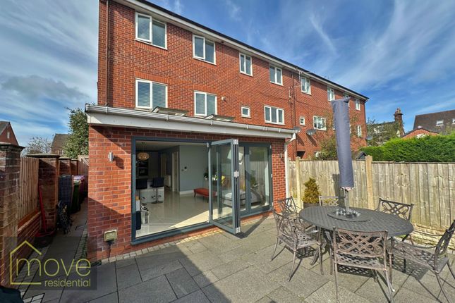 10 Charnley Drive, Liverpool photo 2