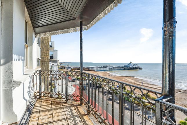 Flat 16, Sovereign House, 25-28, Grand Parade, Eastbourne photo 2