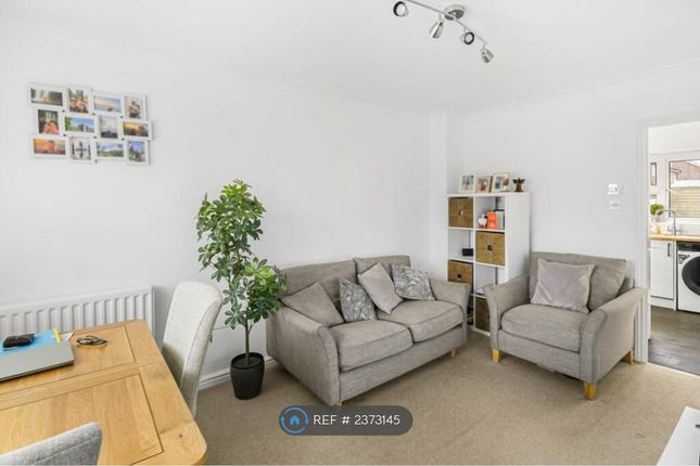 Lyon Oaks, Warfield, Bracknell photo 3