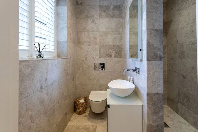 En Suite Shower