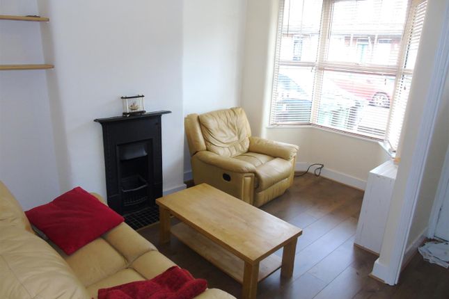 Terraced house for sale in Victoria Road, Watford