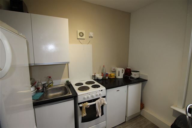 Room to rent in City Road, Sheffield, Sheffield