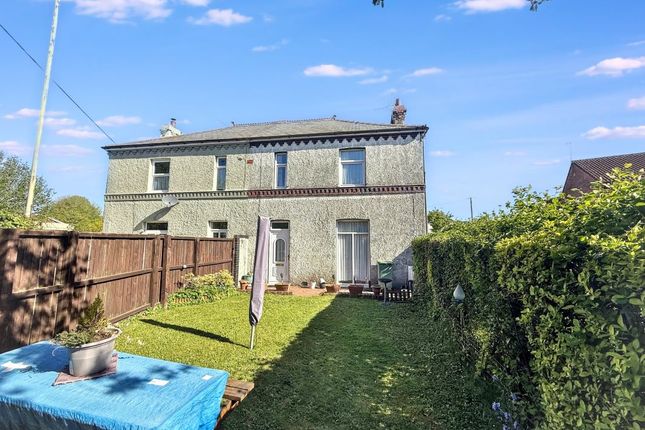 3-bed semi-detached on Hen-Gartref, Newport, £163,000