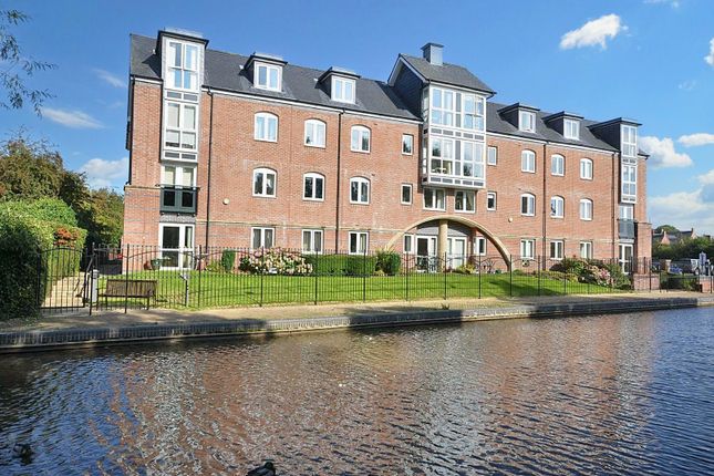 37 Joules Court, Crown Street, Stone photo 3