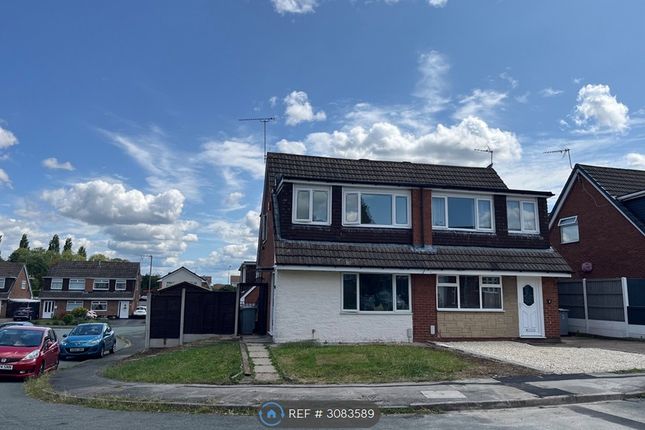 3-bed semi-detached on Crewe, £1,050/mo
