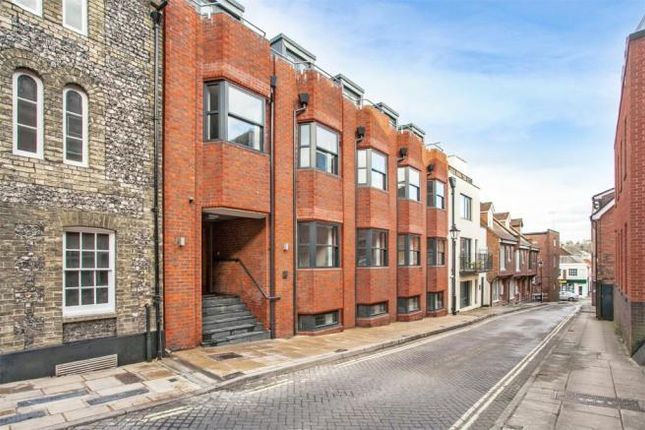 Thumbnail Flat to rent in St. Clement Street, Winchester