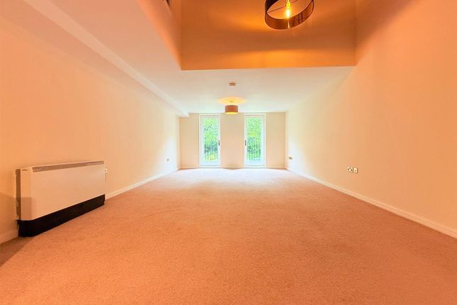 119, Kingswood Hall, Sheffield photo 3