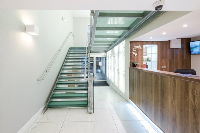 Flat for sale in 8 High Timber Street, London