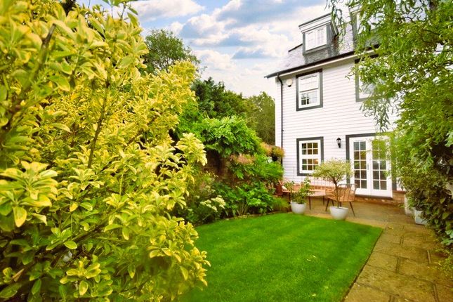 7 Lower St Marys, Ticehurst photo 2