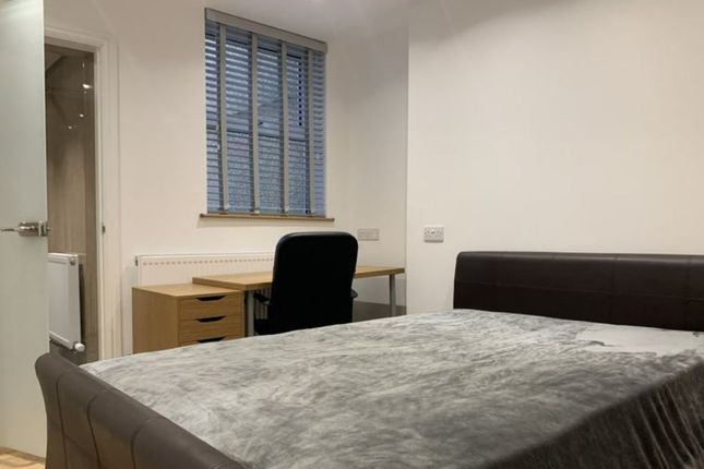 Room to rent in Bernard Street, Uplands, Swansea