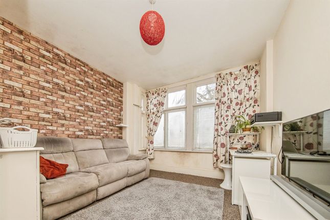 Flat 4, Montrose Court, 9, Rose Hill Crescent, Ipswich photo 3