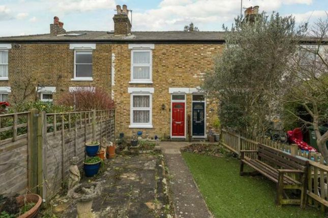 Terraced house for sale in French Street, Sunbury-On-Thames