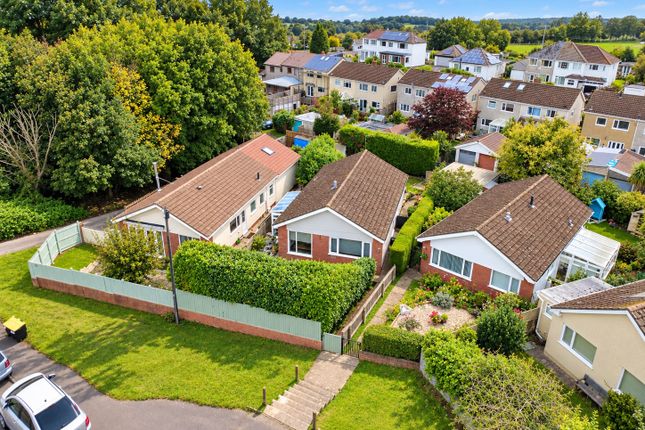 3-bed bungalow on 82, Linkside Drive, Swansea, £325,000