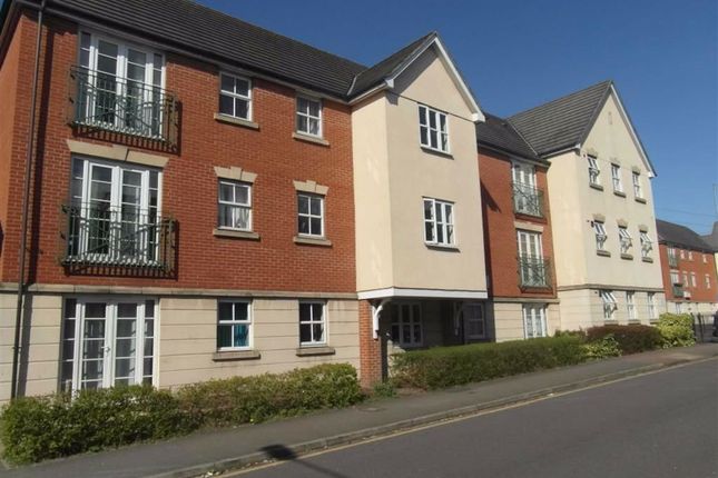 Thumbnail Flat for sale in Rawlyn Close, Chafford Hundred, Essex