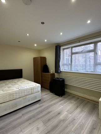 Room to rent in Talwin Street, Bow/Bromley-By-Bow