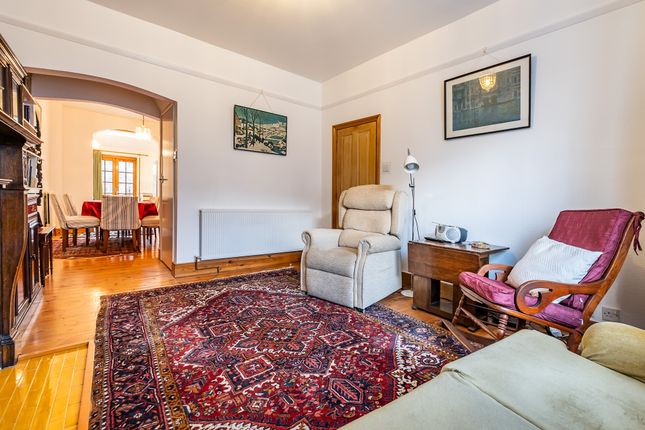 84, Fielding Road, London photo 3