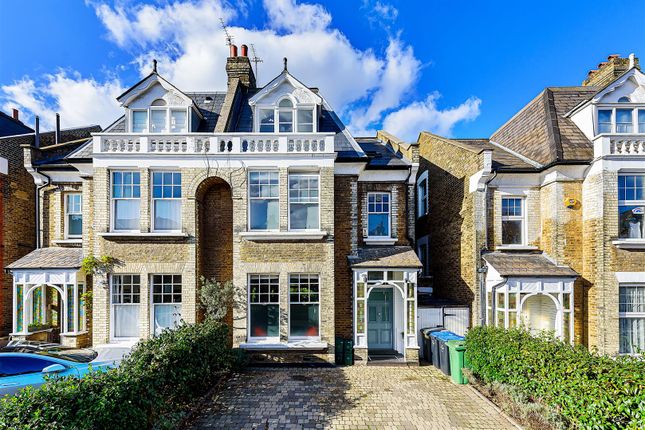 Thumbnail Town house for sale in Dyne Road, London