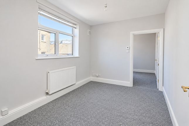 15 Viking Court,, Cliftonville Avenue, Kent photo 4