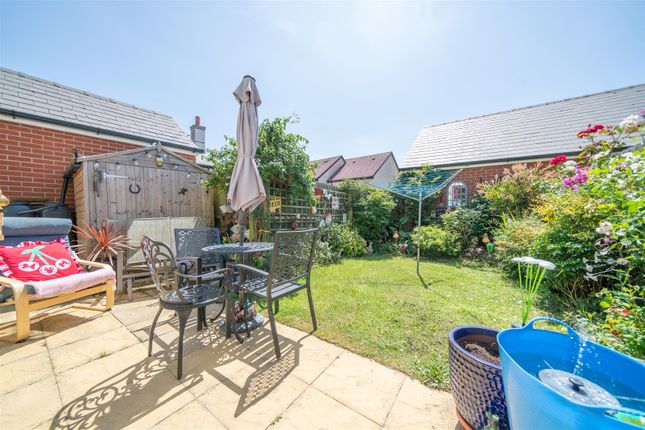 34, Sedge Place, Weymouth photo 2